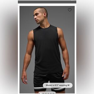 ALO Yoga vapor muscle tank black color medium
